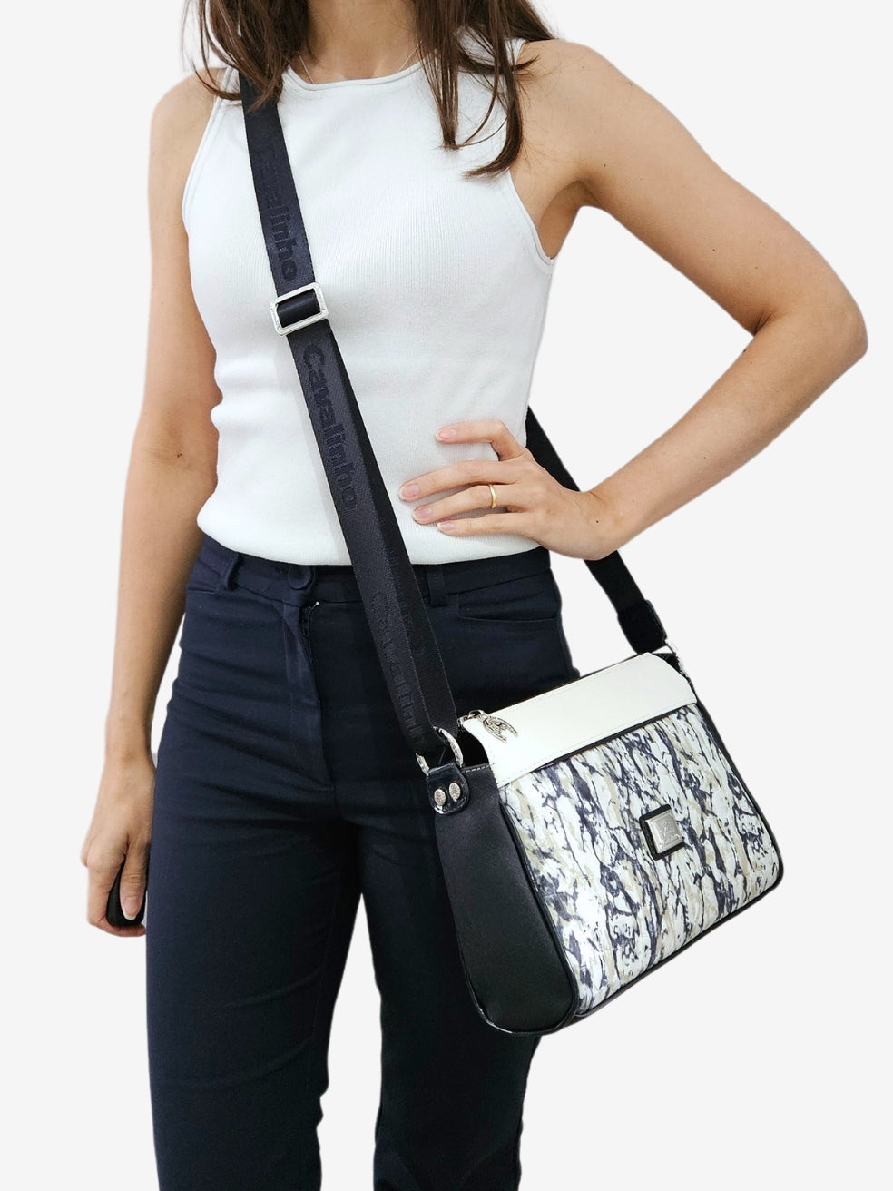Cavalinho Acqua Marine Crossbody Bag for Women SKU 16120344.22.99. #color_navy / white