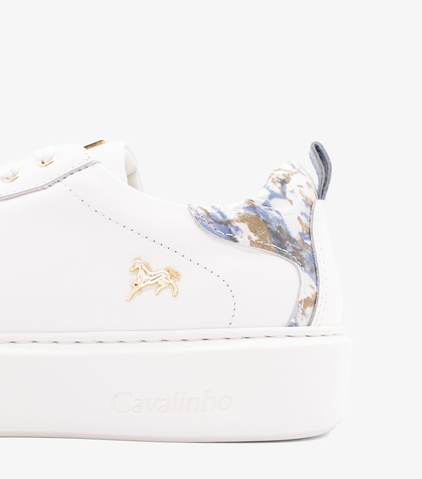 Acqua Bella Sneakers